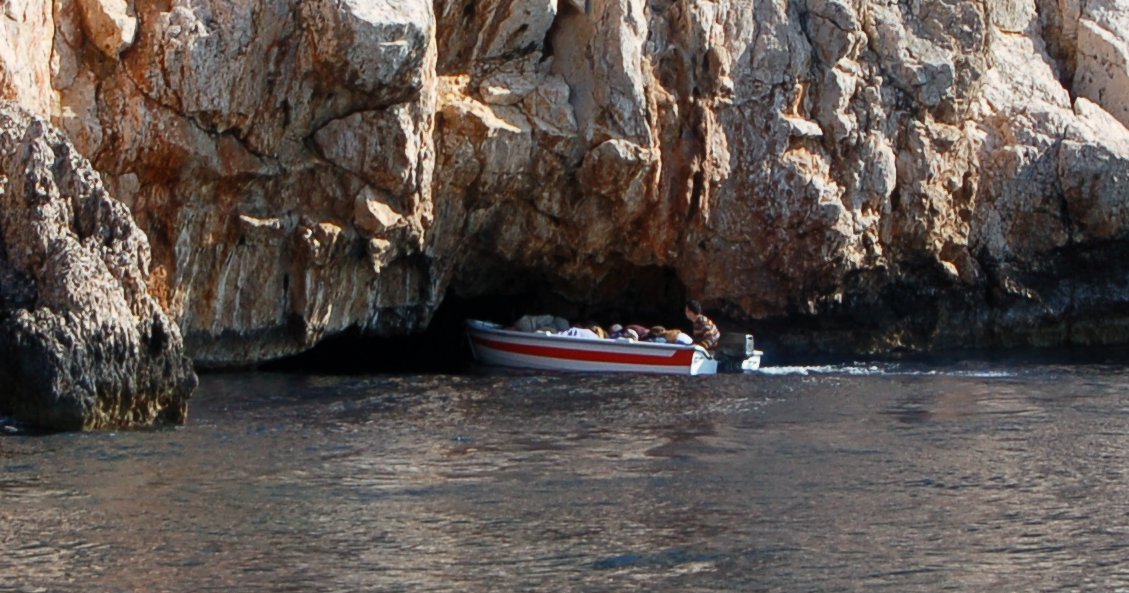 Γαλάζια Σπηλιά